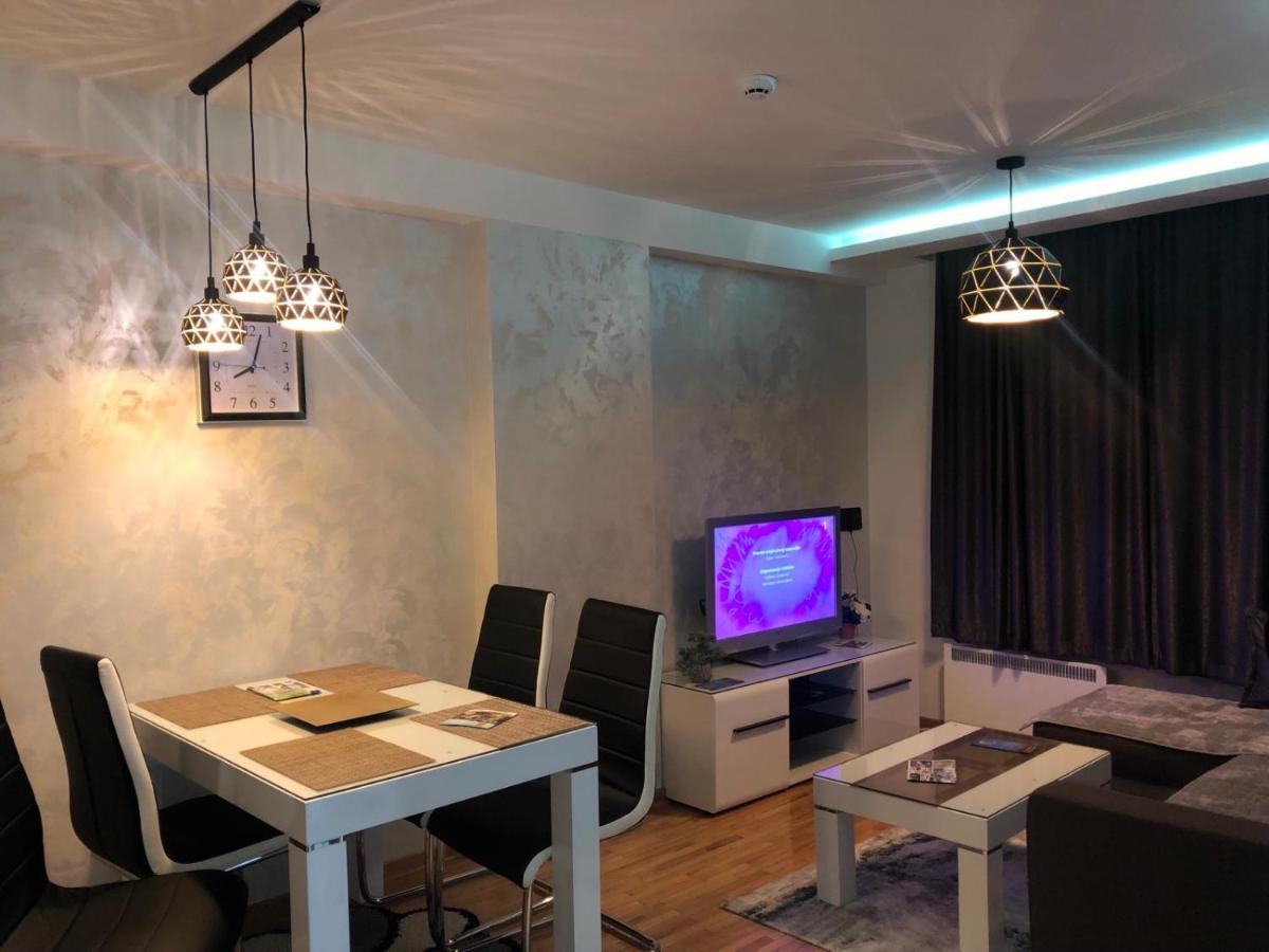 Apartman Kraljevi Cardaci Sadikovic Sa Garazom Kopaonik Eksteriør billede